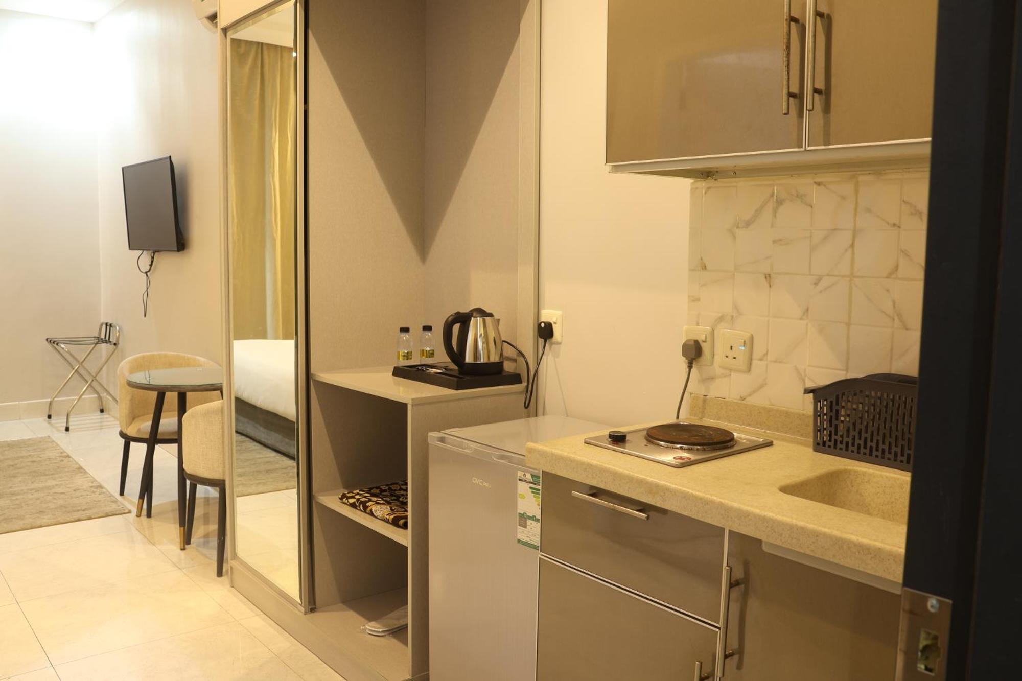 Areen Al Naeem Served Apartments Jeddah Bagian luar foto