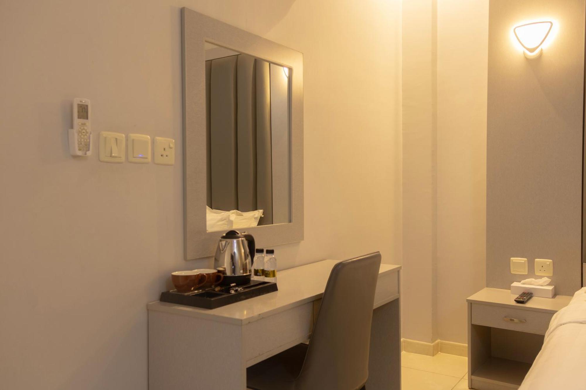 Areen Al Naeem Served Apartments Jeddah Bagian luar foto